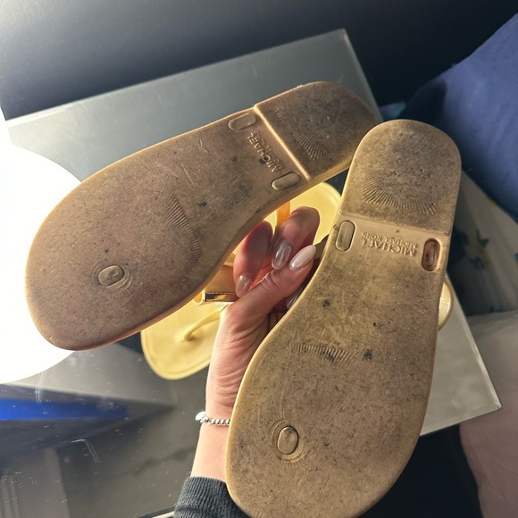 Michael Kors sandals - Picture 3 of 3